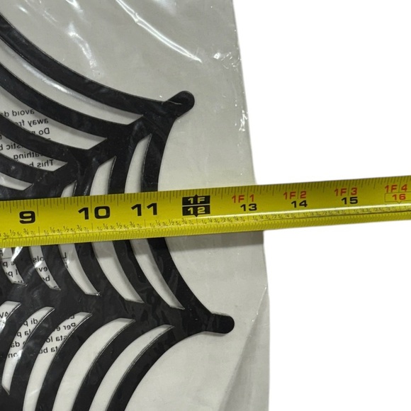 Creative Converting set of 8 cardstock paper chargers new in package never used! - Picture 4 of 6